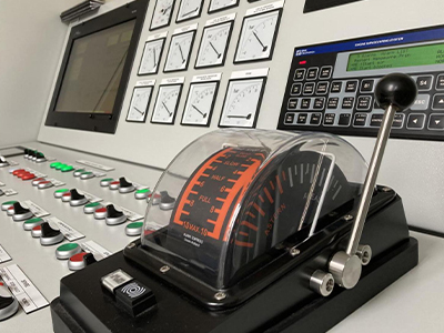 Laboratorium Automatyzacji Okrętowych System&oacute;w Energetycznych KOE